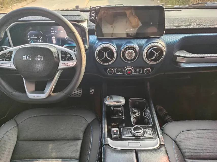 2020 Beijing BJ40 2.0T 224HP L4 8AT,autocango,china used car exporter,china ev exporter,chinese used car exporter,chinese used ev exporter