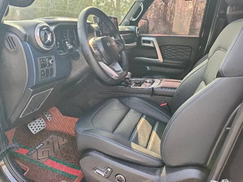 2020 Beijing BJ40 2.0T 224HP L4 8AT,autocango,china used car exporter,china ev exporter,chinese used car exporter,chinese used ev exporter