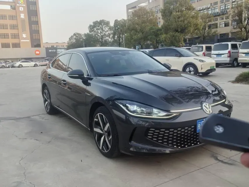 2023 Volkswagen Lamando 1.4T 150HP L4 7DCT,autocango,china used car exporter,china ev exporter,chinese used car exporter,chinese used ev exporter