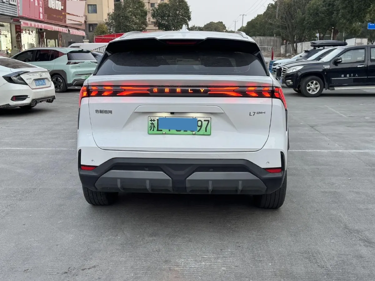 2025 Geely Galaxy L7 1.5L 112HP L4 1DHT PHEV 18.4KWH,autocango,china used car exporter,china ev exporter,chinese used car exporter,chinese used ev exporter