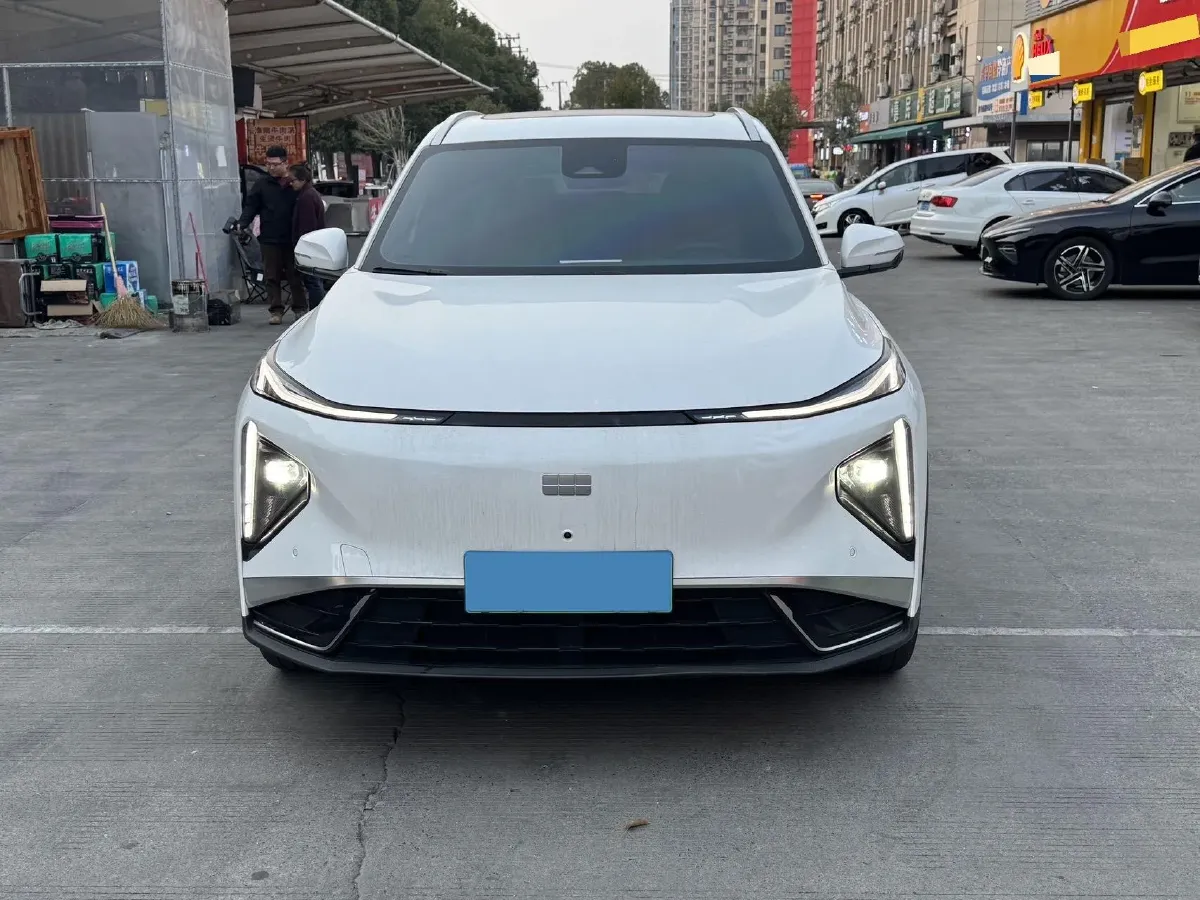 2025 Geely Galaxy L7 1.5L 112HP L4 1DHT PHEV 18.4KWH,autocango,china used car exporter,china ev exporter,chinese used car exporter,chinese used ev exporter