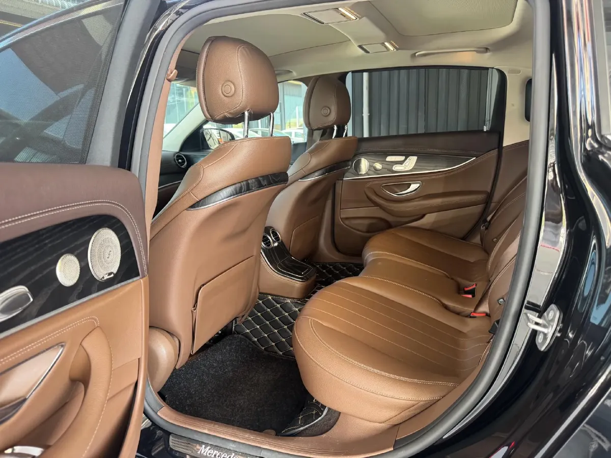 2022 Mercedes-Benz E Class 2.0T 258HP L4 9AT,autocango,china used car exporter,china ev exporter,chinese used car exporter,chinese used ev exporter