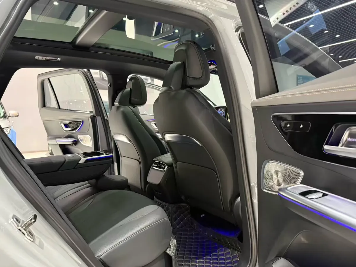 2023 Mercedes-Benz EQE SUV BEV 96.1KWH,autocango,china used car exporter,china ev exporter,chinese used car exporter,chinese used ev exporter