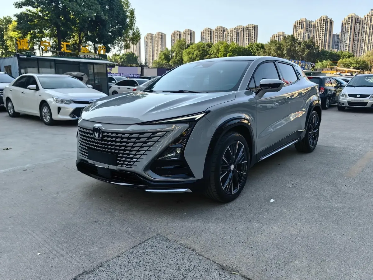 2023 ChangAn UNI-T 1.5T 188HP L4 7DCT,autocango,china used car exporter,china ev exporter,chinese used car exporter,chinese used ev exporter