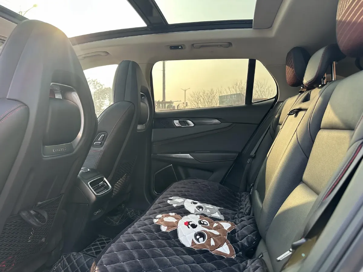 2019 LYNK&CO 01 2.0T 190HP L4 6AT,autocango,china used car exporter,china ev exporter,chinese used car exporter,chinese used ev exporter