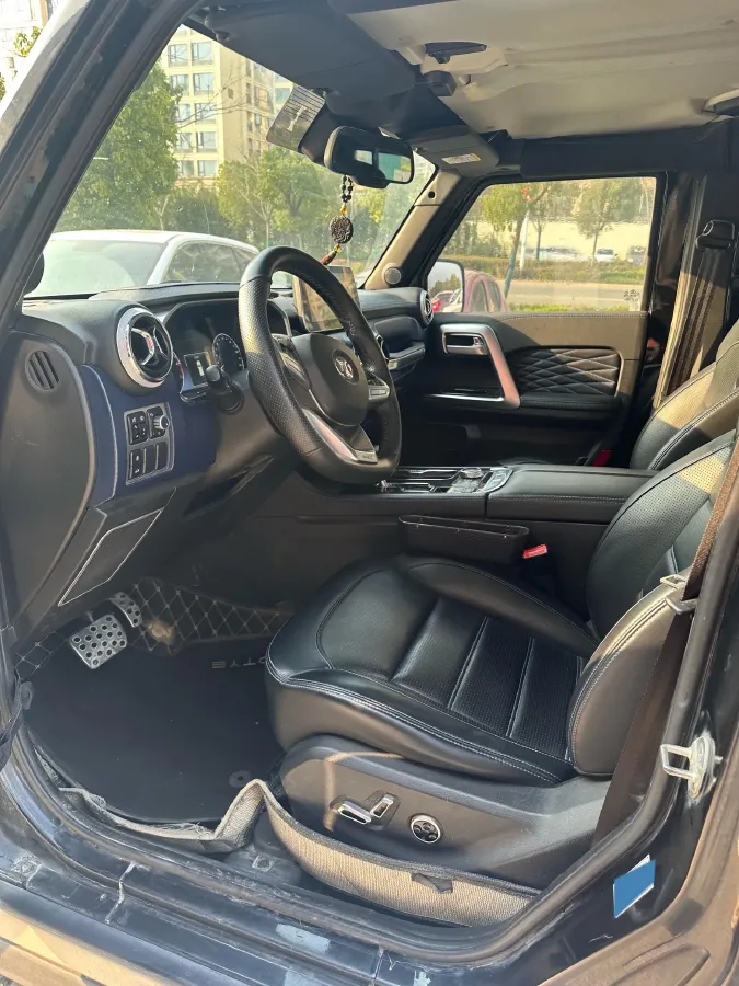 2018 Beijing BJ40 2.3T 250HP L4 6AT,autocango,china used car exporter,china ev exporter,chinese used car exporter,chinese used ev exporter