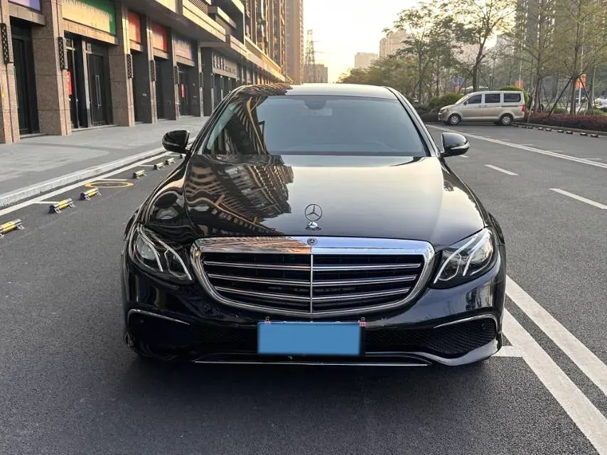 2020 Mercedes-Benz E Class 1.5T 184HP L4 9AT,autocango,china used car exporter,china ev exporter,chinese used car exporter,chinese used ev exporter