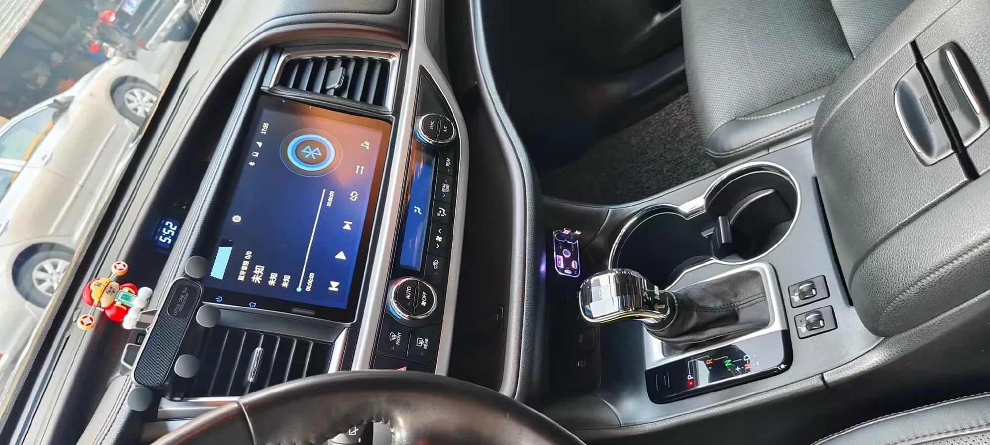 2021 Toyota Highlander 2.0T 220HP L4 6AT,autocango,china used car exporter,china ev exporter,chinese used car exporter,chinese used ev exporter