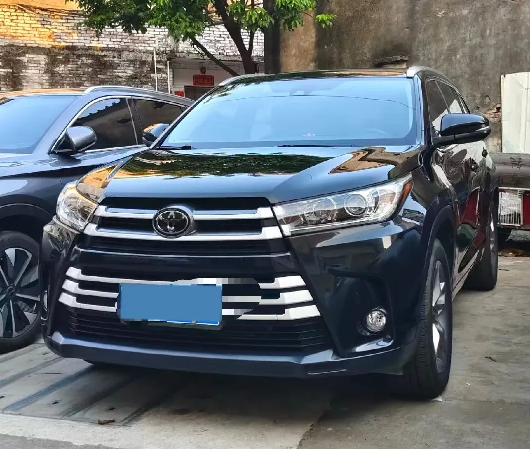 2021 Toyota Highlander 2.0T 220HP L4 6AT,autocango,china used car exporter,china ev exporter,chinese used car exporter,chinese used ev exporter
