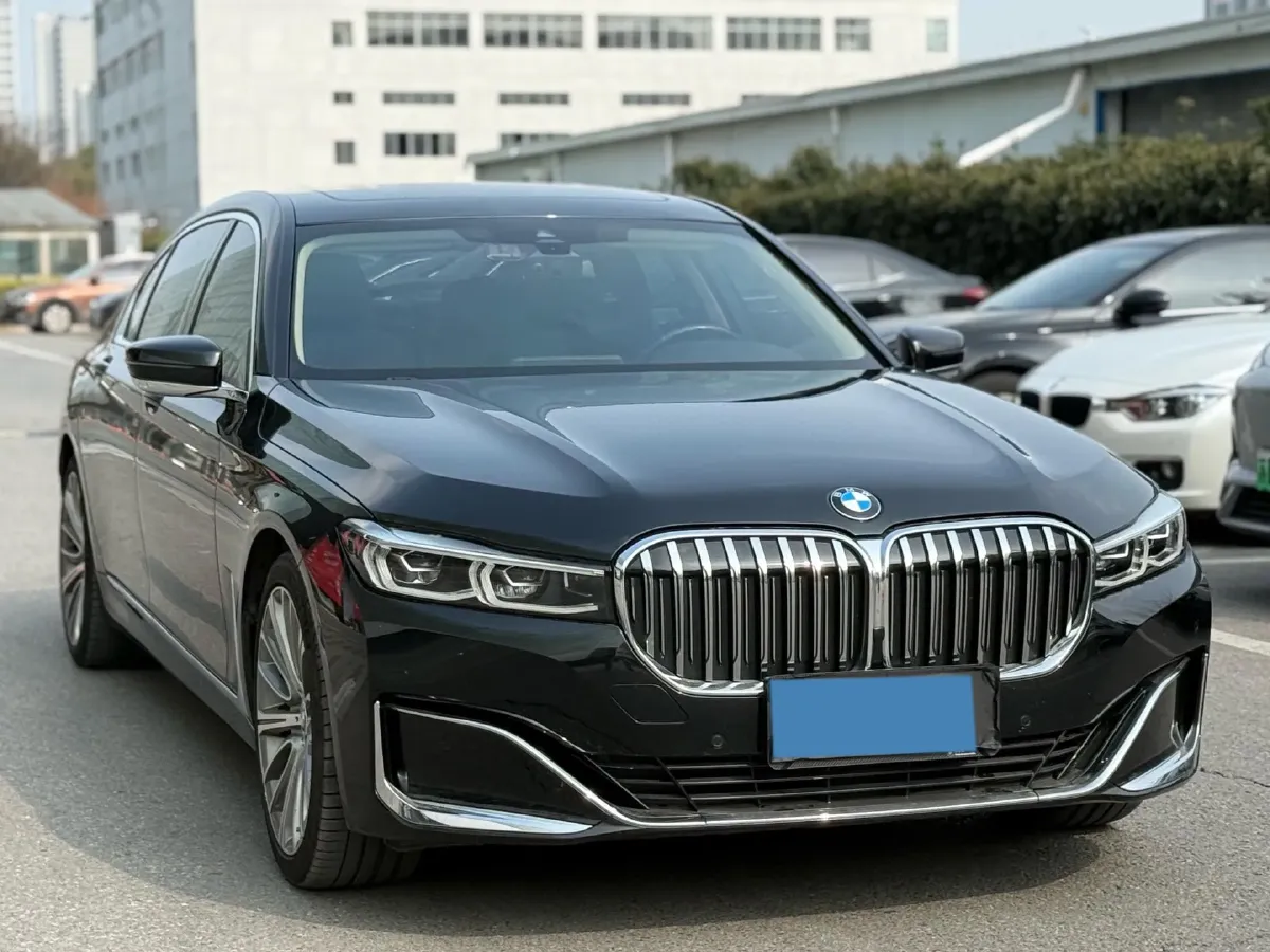 2021 BMW 7 Series 3.0T 340HP L6 8AT,autocango,china used car exporter,china ev exporter,chinese used car exporter,chinese used ev exporter