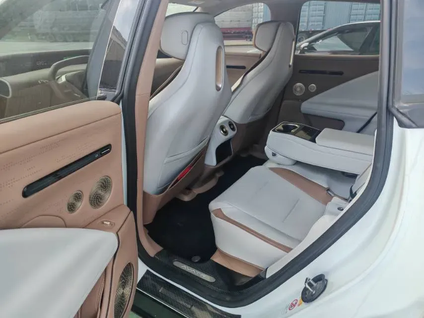 2024 Avatr 07 1.5T 156HP L4 REEV 39.05KWH,autocango,china used car exporter,china ev exporter,chinese used car exporter,chinese used ev exporter