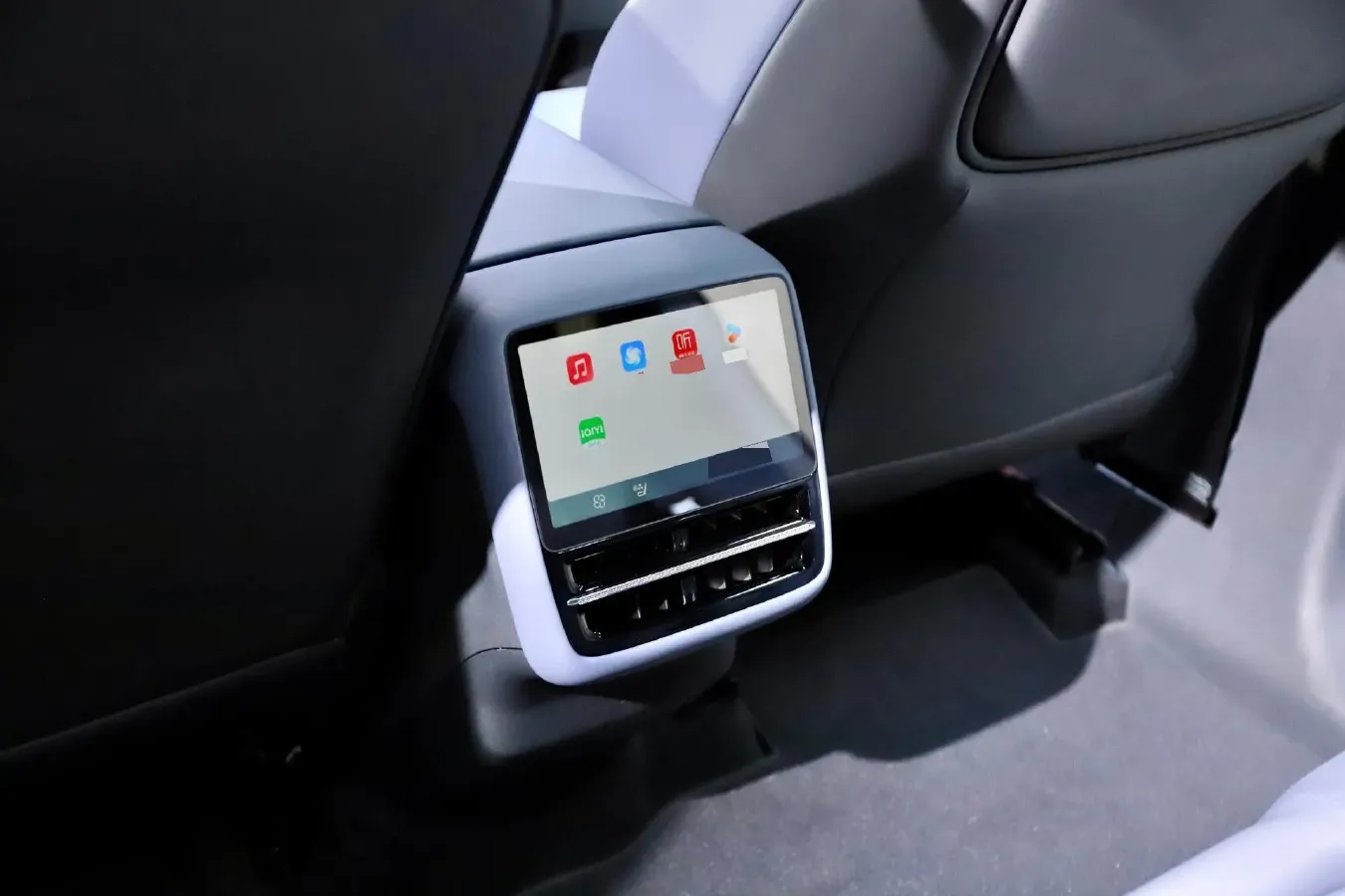 2025 Xpeng G7 BEV,autocango,china used car exporter,china ev exporter,chinese used car exporter,chinese used ev exporter