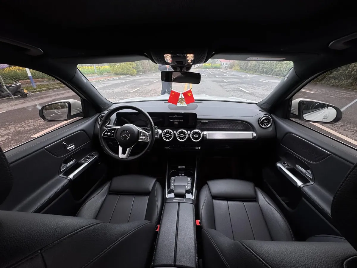 2021 Mercedes-Benz GLB Class 1.3T 163HP L4 7DCT,autocango,china used car exporter,china ev exporter,chinese used car exporter,chinese used ev exporter