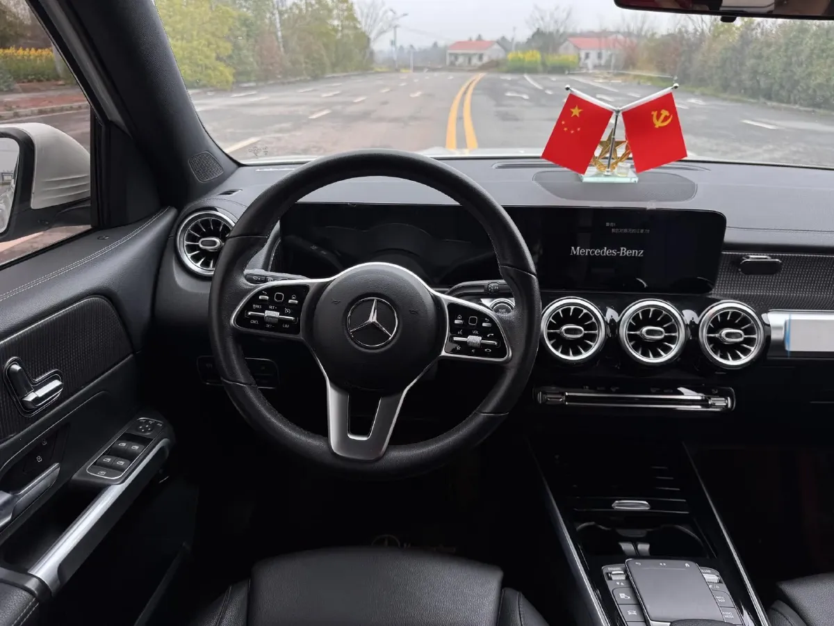 2021 Mercedes-Benz GLB Class 1.3T 163HP L4 7DCT,autocango,china used car exporter,china ev exporter,chinese used car exporter,chinese used ev exporter