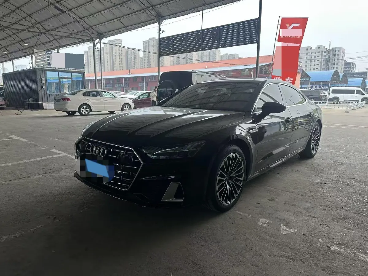 2024 Audi A7L 2.0T 245HP L4 7DCT,autocango,china used car exporter,china ev exporter,chinese used car exporter,chinese used ev exporter