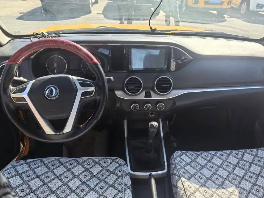 2018 Dongfeng RuiQi 2.4L 139HP L4 5MT,autocango,china used car exporter,china ev exporter,chinese used car exporter,chinese used ev exporter