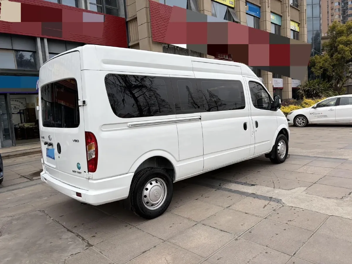 2019 MAXUS XinTu V80 2.0T 139HP L4 6MT,autocango,china used car exporter,china ev exporter,chinese used car exporter,chinese used ev exporter
