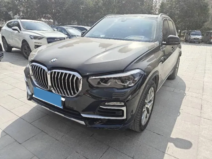 2020 BMW X5 2.0T 265HP L4 8AT,autocango,china used car exporter,china ev exporter,chinese used car exporter,chinese used ev exporter