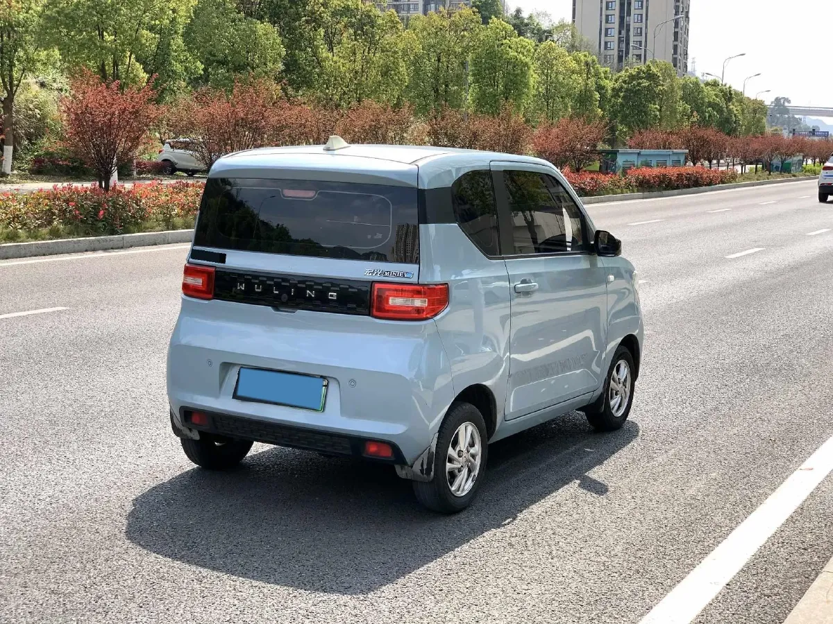 2020 WuLing HongGuang MINI EV BEV 9KWH,autocango,china used car exporter,china ev exporter,chinese used car exporter,chinese used ev exporter