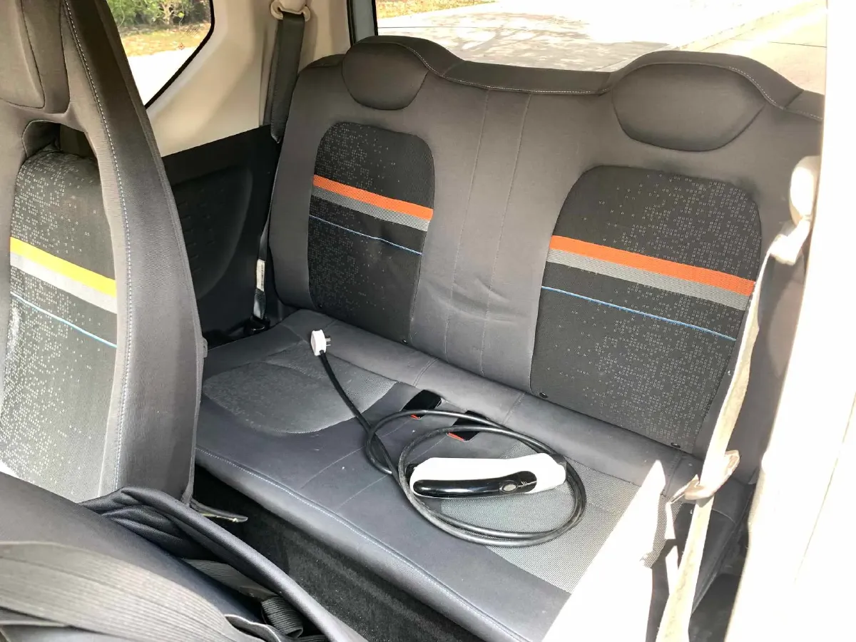 2020 WuLing HongGuang MINI EV BEV 9KWH,autocango,china used car exporter,china ev exporter,chinese used car exporter,chinese used ev exporter