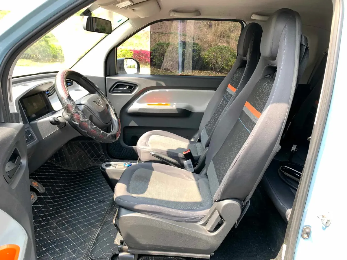 2020 WuLing HongGuang MINI EV BEV 9KWH,autocango,china used car exporter,china ev exporter,chinese used car exporter,chinese used ev exporter