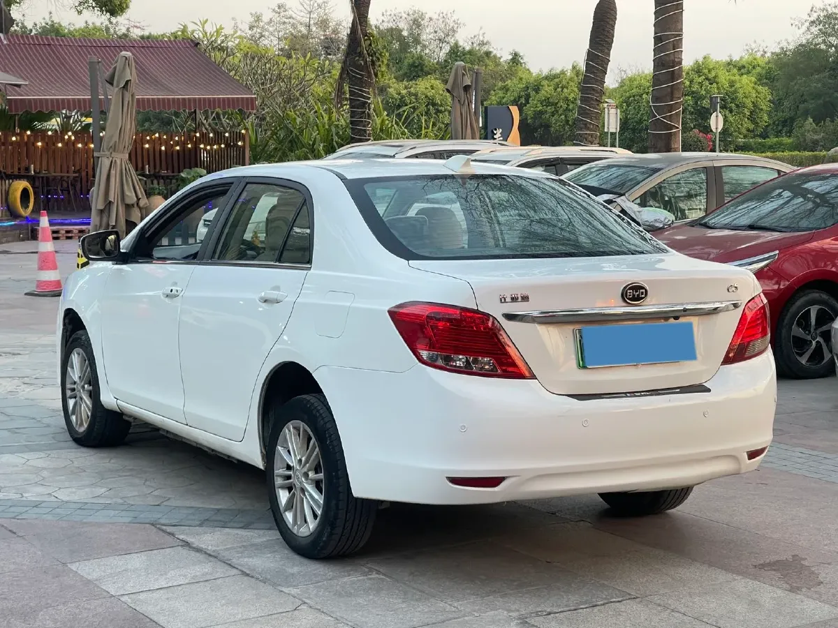 2018 BYD e5 BEV 60.48KWH,autocango,china used car exporter,china ev exporter,chinese used car exporter,chinese used ev exporter