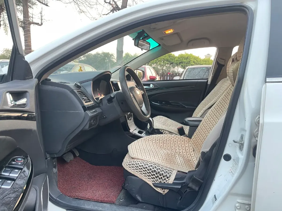 2018 BYD e5 BEV 60.48KWH,autocango,china used car exporter,china ev exporter,chinese used car exporter,chinese used ev exporter