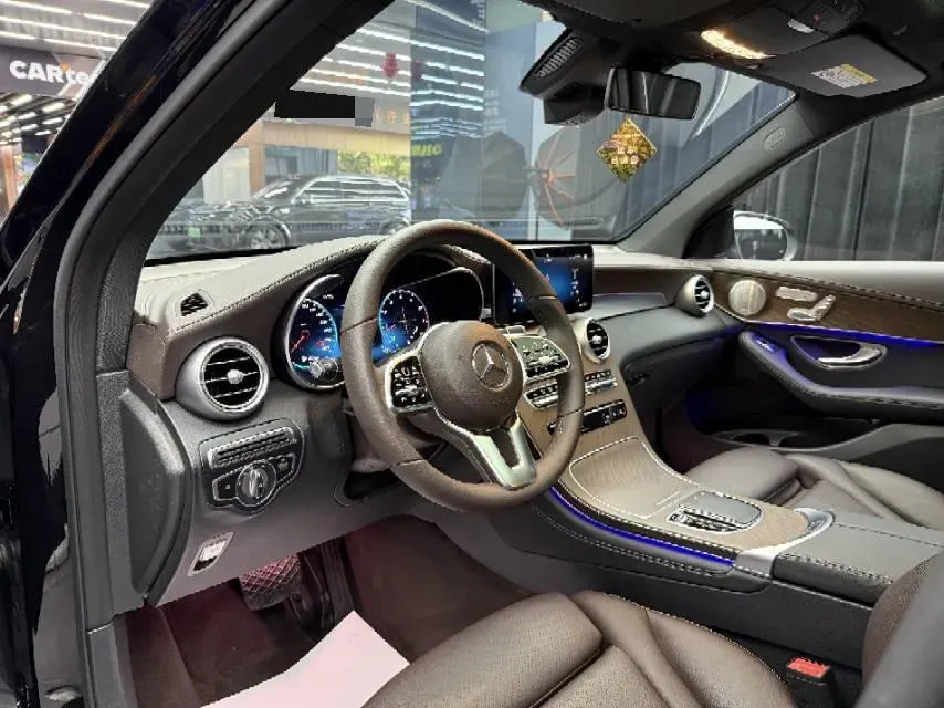 2021 Mercedes-Benz GLC Class 2.0T 258HP L4 9AT,autocango,china used car exporter,china ev exporter,chinese used car exporter,chinese used ev exporter