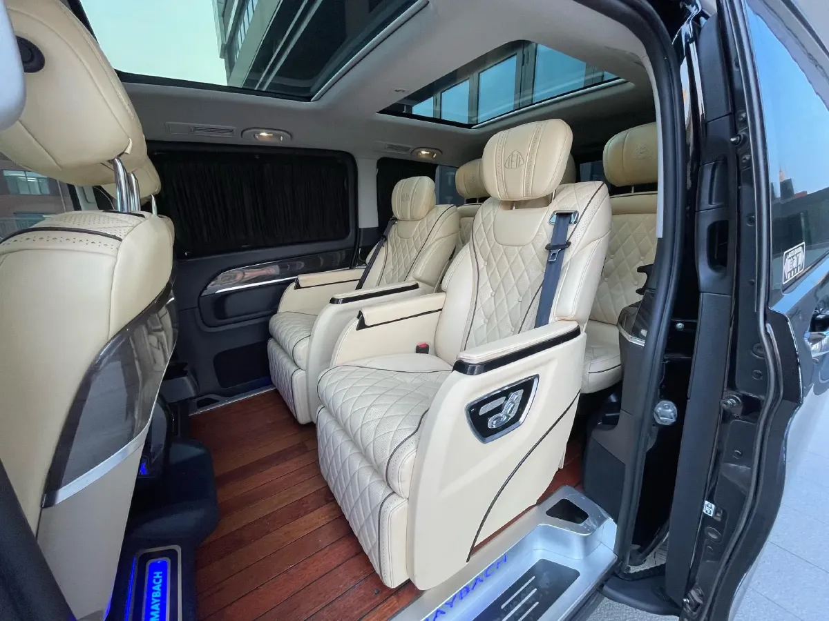 2018 Mercedes-Benz C Class 2.0T 245HP L4 9AT,autocango,china used car exporter,china ev exporter,chinese used car exporter,chinese used ev exporter