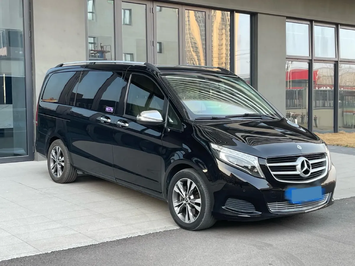 2018 Mercedes-Benz C Class 2.0T 245HP L4 9AT,autocango,china used car exporter,china ev exporter,chinese used car exporter,chinese used ev exporter