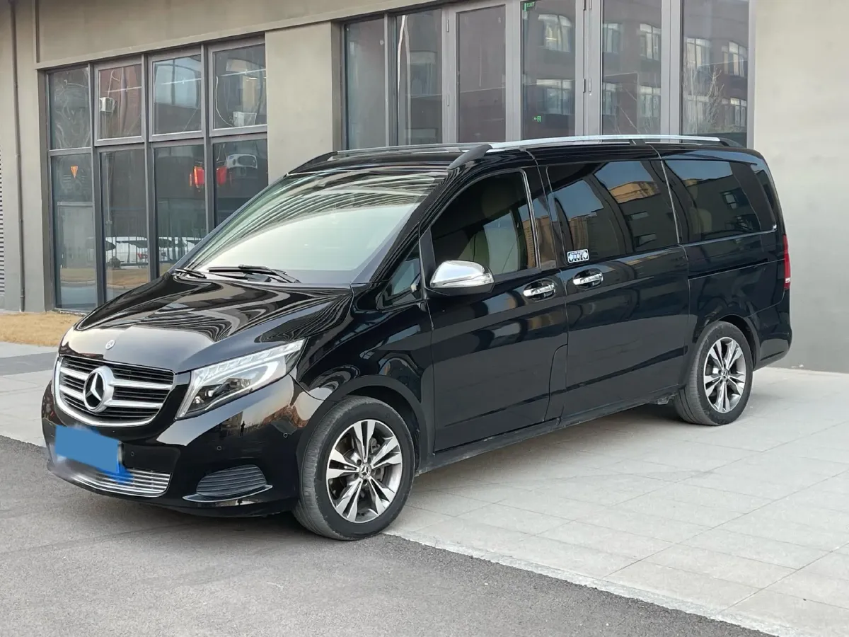 2018 Mercedes-Benz C Class 2.0T 245HP L4 9AT,autocango,china used car exporter,china ev exporter,chinese used car exporter,chinese used ev exporter