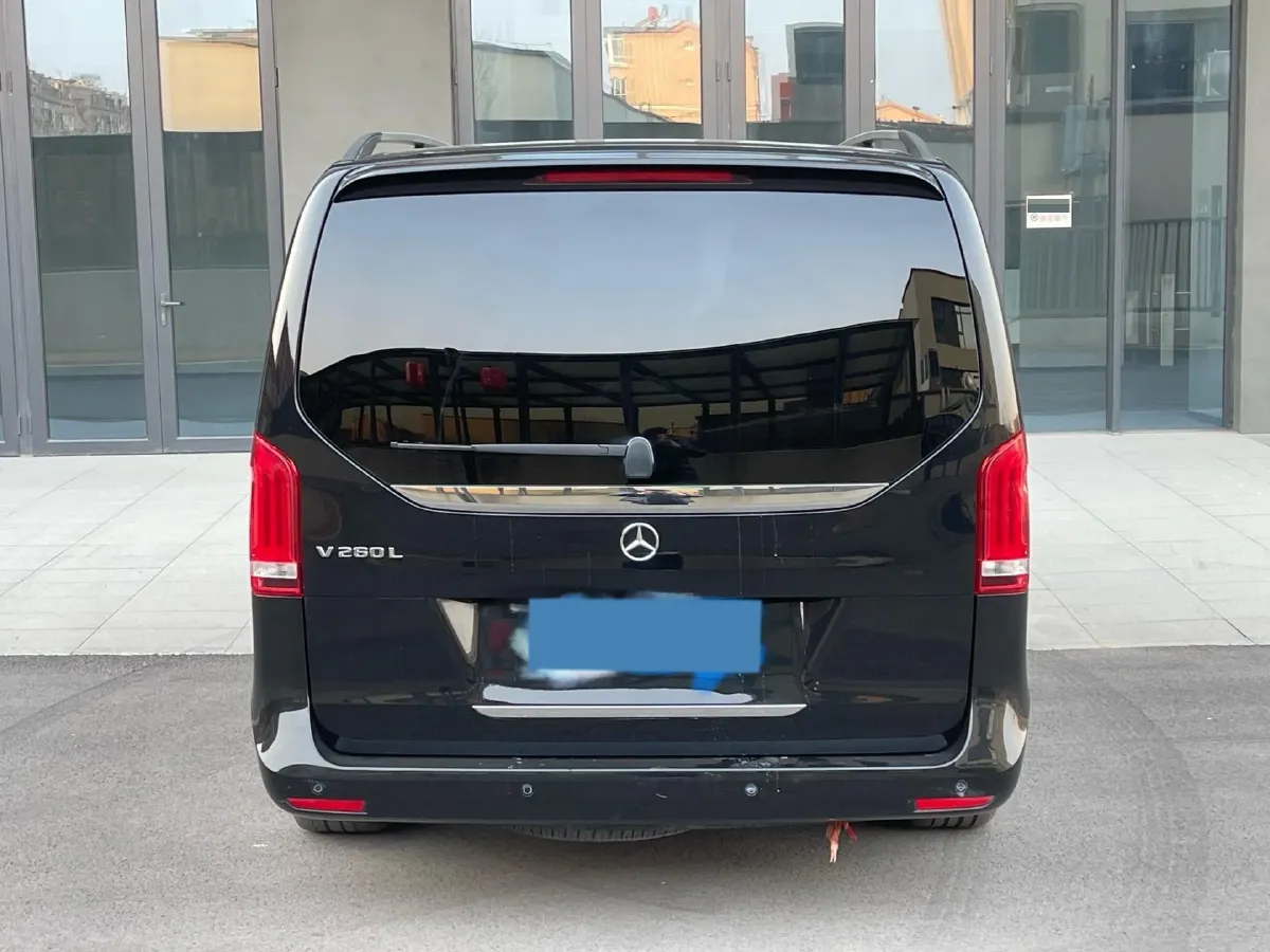 2018 Mercedes-Benz C Class 2.0T 245HP L4 9AT,autocango,china used car exporter,china ev exporter,chinese used car exporter,chinese used ev exporter