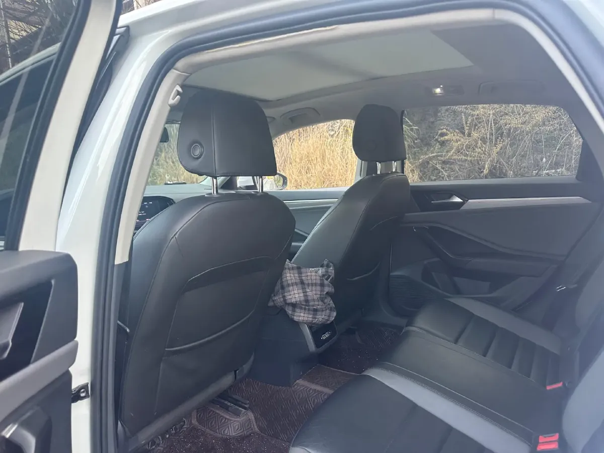 2021 Volkswagen Sagitar 1.2T 116HP L4 7DCT,autocango,china used car exporter,china ev exporter,chinese used car exporter,chinese used ev exporter