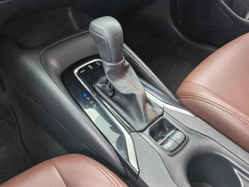 2022 Toyota Corolla 1.2T 116HP L4 CVT,autocango,china used car exporter,china ev exporter,chinese used car exporter,chinese used ev exporter