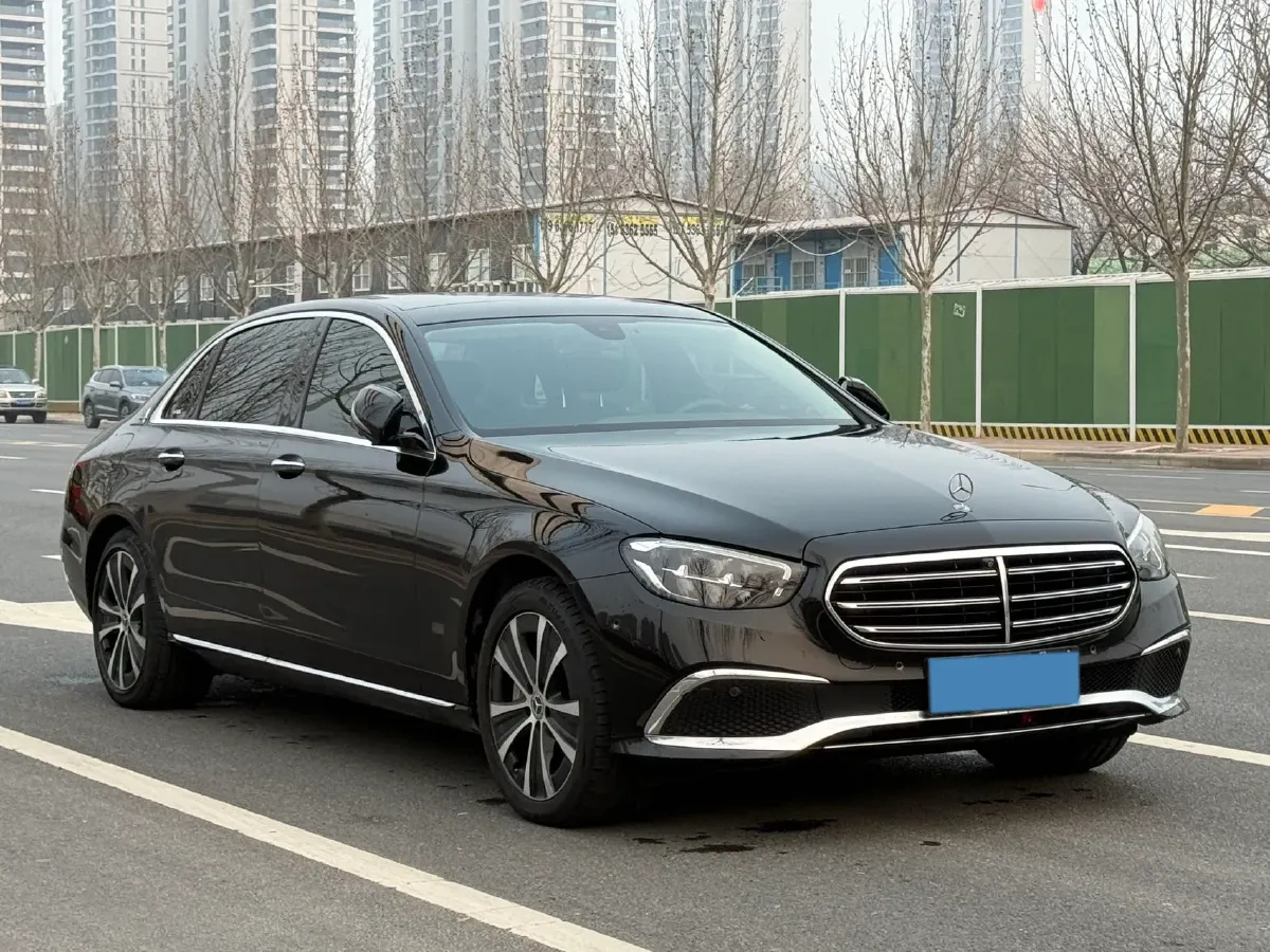 2022 Mercedes-Benz E Class 2.0T 211HP L4 9AT PHEV 25.4KWH,autocango,china used car exporter,china ev exporter,chinese used car exporter,chinese used ev exporter