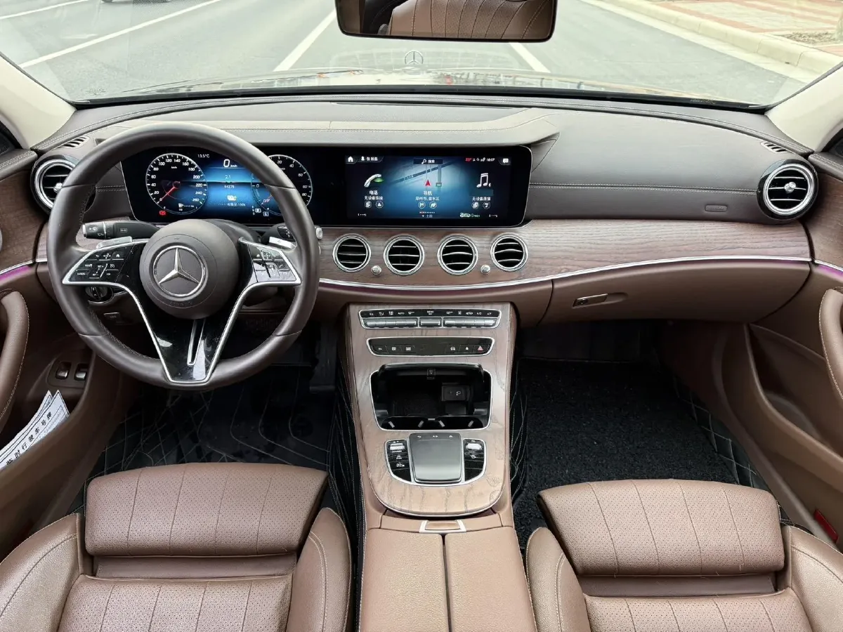 2022 Mercedes-Benz E Class 2.0T 211HP L4 9AT PHEV 25.4KWH,autocango,china used car exporter,china ev exporter,chinese used car exporter,chinese used ev exporter