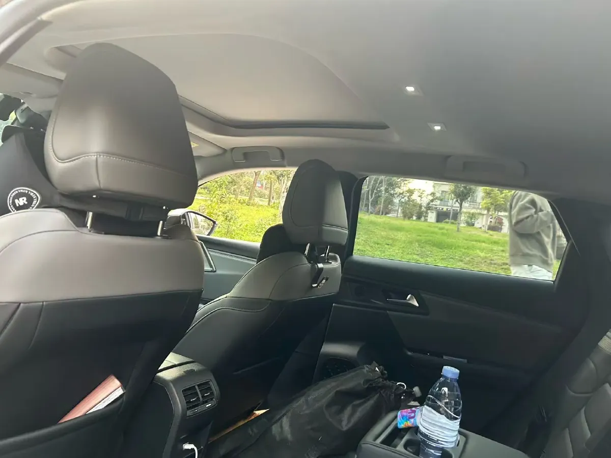 2023 Citroen C5 X 1.6T 175HP L4 8AT,autocango,china used car exporter,china ev exporter,chinese used car exporter,chinese used ev exporter