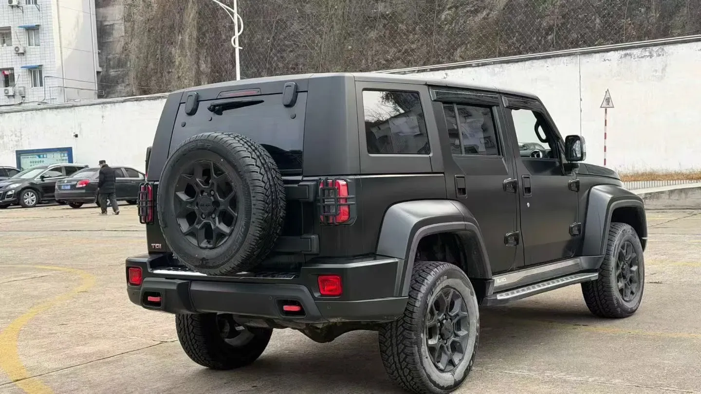 2024 Beijing BJ40 2.0T 163HP L4 8AT,autocango,china used car exporter,china ev exporter,chinese used car exporter,chinese used ev exporter