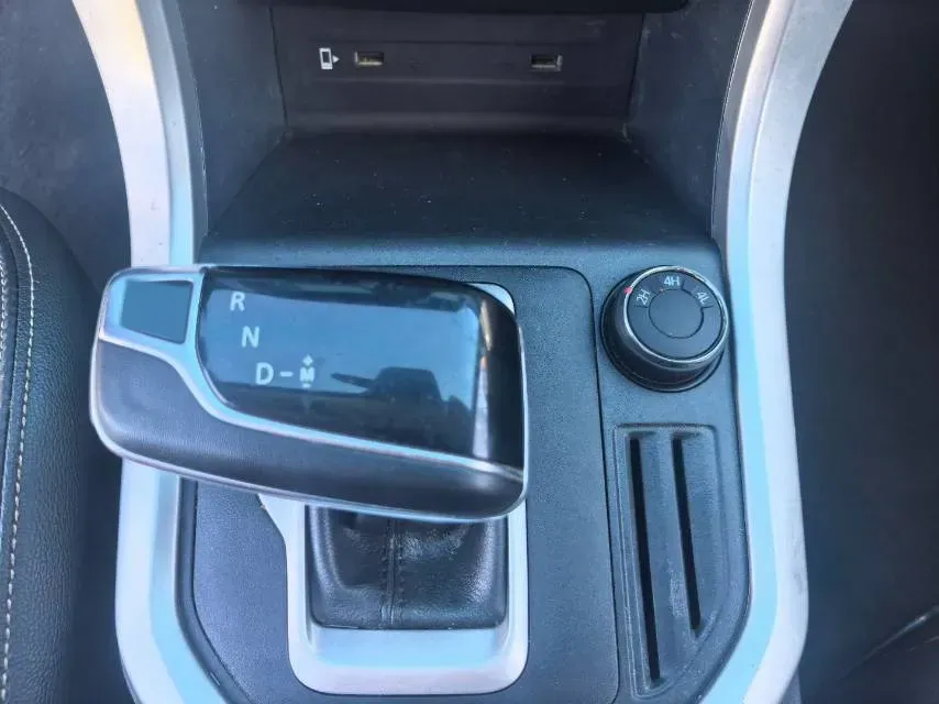 2020 MAXUS T70 2.0T 214HP L4 8AT,autocango,china used car exporter,china ev exporter,chinese used car exporter,chinese used ev exporter