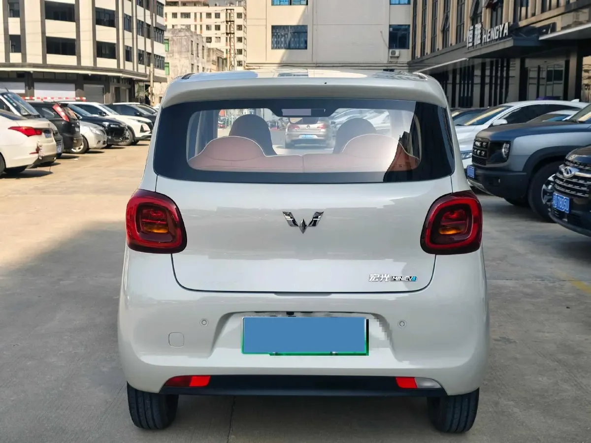 2025 WuLing HongGuang MINI EV BEV 16.2KWH,autocango,china used car exporter,china ev exporter,chinese used car exporter,chinese used ev exporter