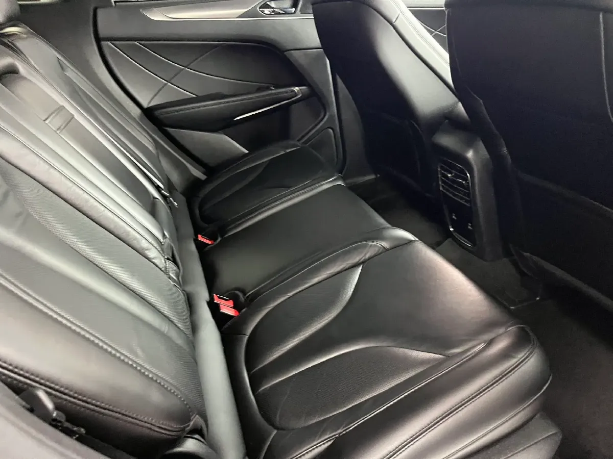 2019 Lincoln MKC 2.0T 203HP L4 6AT,autocango,china used car exporter,china ev exporter,chinese used car exporter,chinese used ev exporter