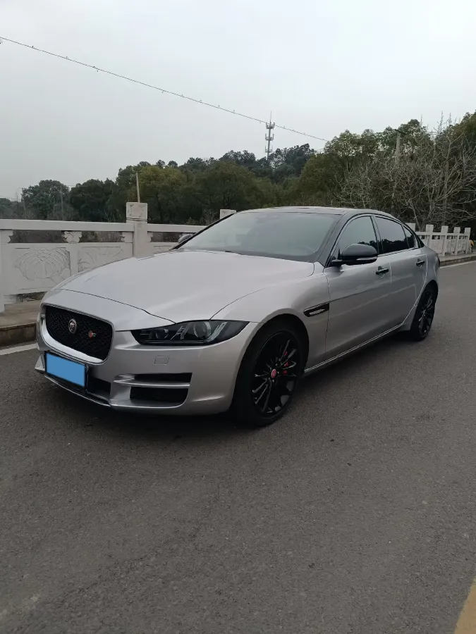 2018 Jaguar XEL 2.0T 200HP L4 8AT,autocango,china used car exporter,china ev exporter,chinese used car exporter,chinese used ev exporter