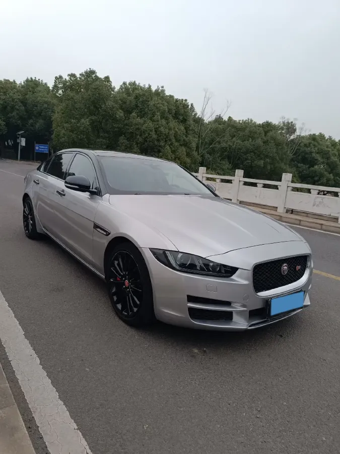 2018 Jaguar XEL 2.0T 200HP L4 8AT,autocango,china used car exporter,china ev exporter,chinese used car exporter,chinese used ev exporter