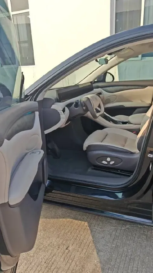 2023 IM LS6 BEV 71KWH,autocango,china used car exporter,china ev exporter,chinese used car exporter,chinese used ev exporter