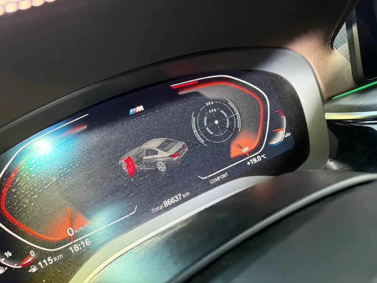 2021 BMW 5 Series 2.0T 252HP L4 8AT,autocango,china used car exporter,china ev exporter,chinese used car exporter,chinese used ev exporter