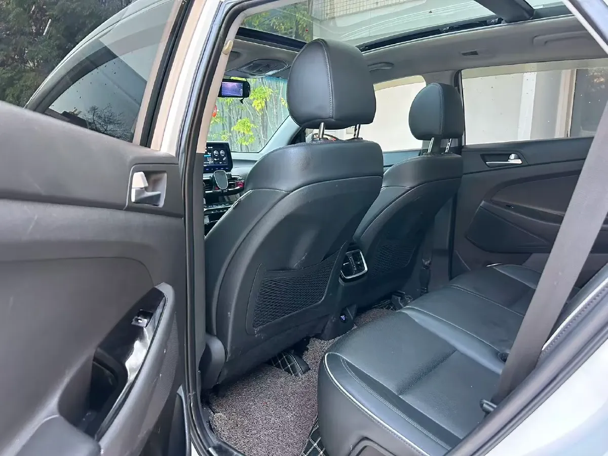 2019 Hyundai Tucson 1.6T 177HP L4 7DCT,autocango,china used car exporter,china ev exporter,chinese used car exporter,chinese used ev exporter