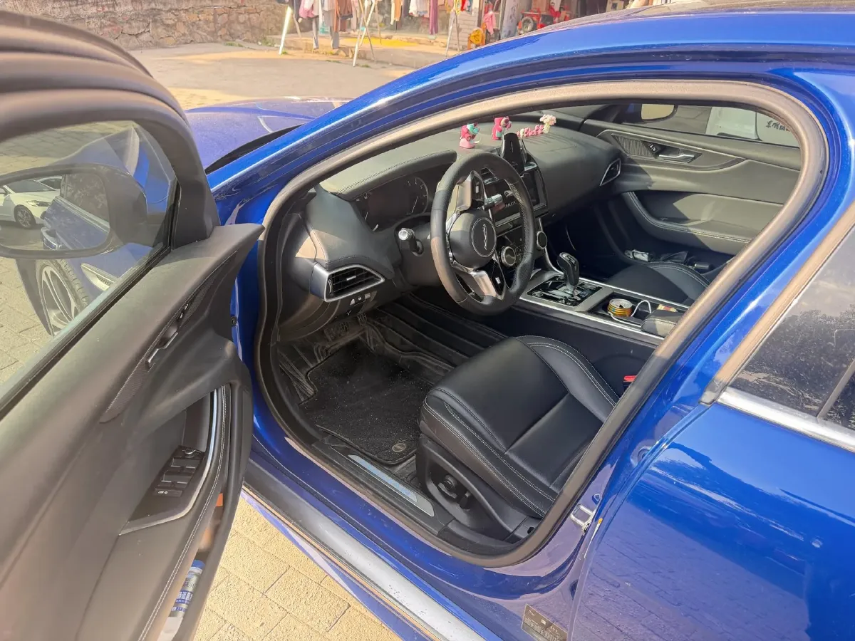 2020 Jaguar XEL 2.0T 200HP L4 8AT,autocango,china used car exporter,china ev exporter,chinese used car exporter,chinese used ev exporter
