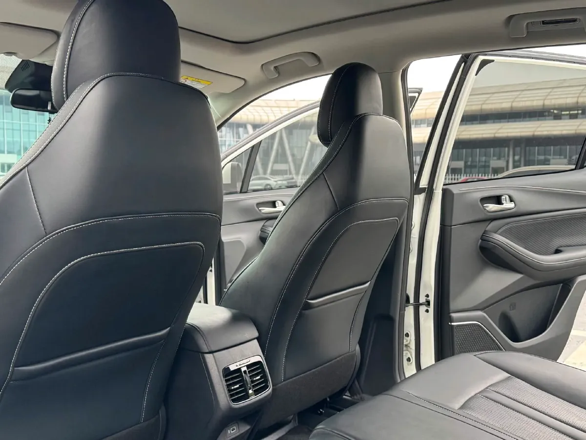 2024 GAC Trumpchi GS4 1.5T 177HP L4 7DCT,autocango,china used car exporter,china ev exporter,chinese used car exporter,chinese used ev exporter