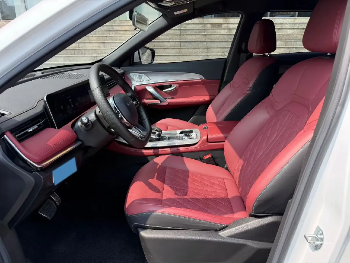 2023 Jetour X70 Plus 1.6T 197HP L4 7DCT,autocango,china used car exporter,china ev exporter,chinese used car exporter,chinese used ev exporter