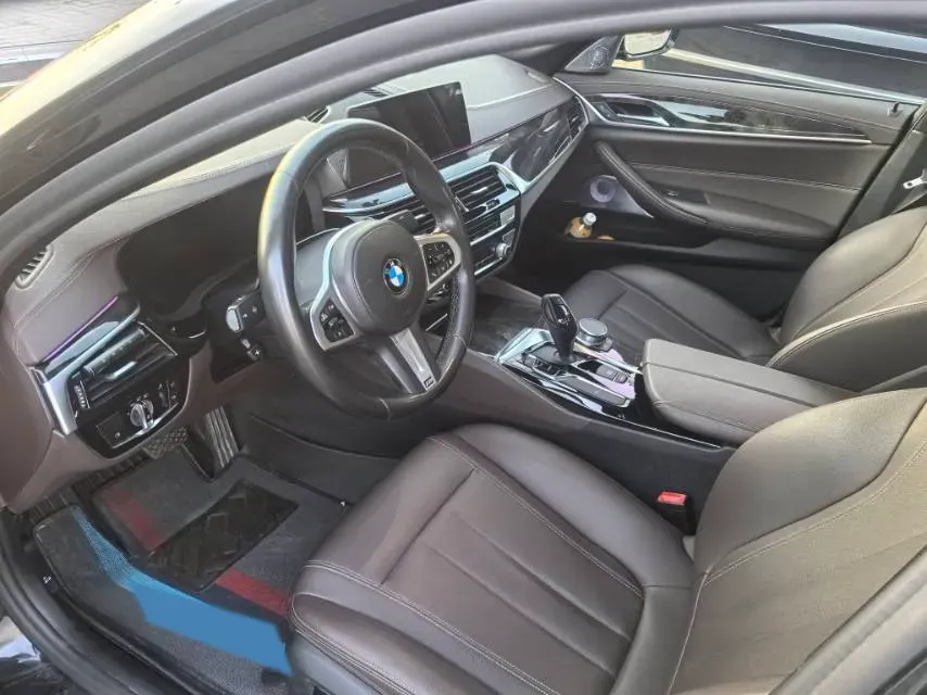 2020 BMW 5 Series 2.0T 184HP L4 8AT,autocango,china used car exporter,china ev exporter,chinese used car exporter,chinese used ev exporter